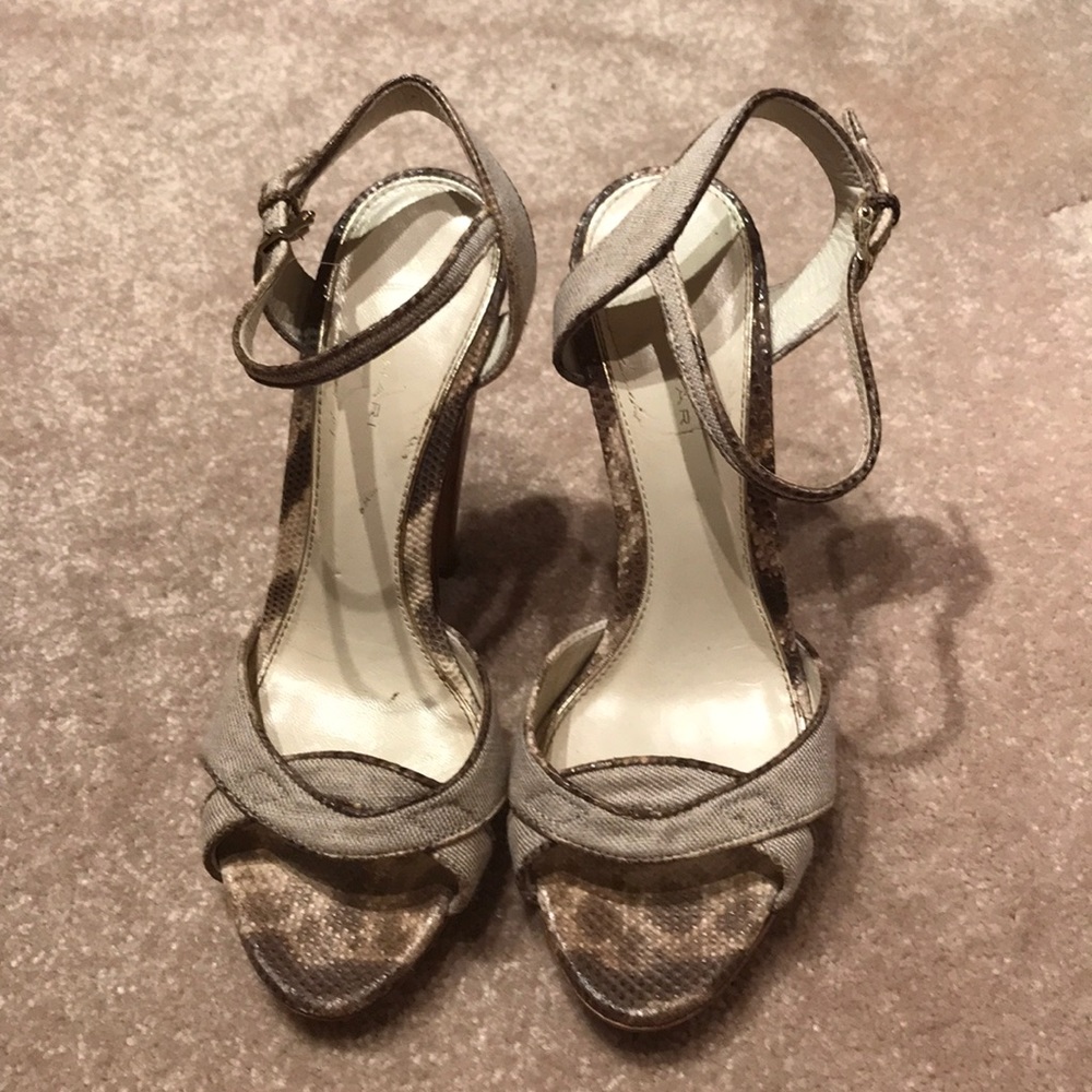 Elie Tahari Strappy heels
